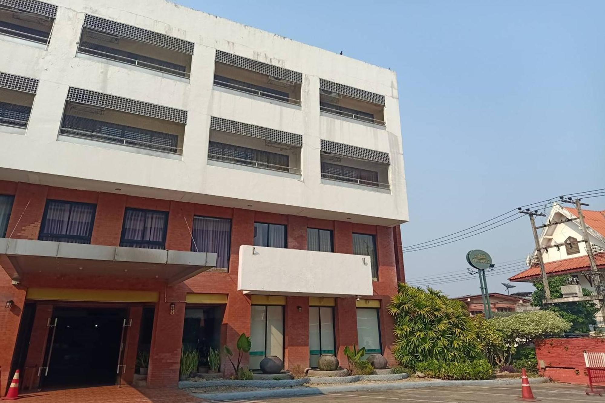Pin Hotel Lampang Luaran gambar
